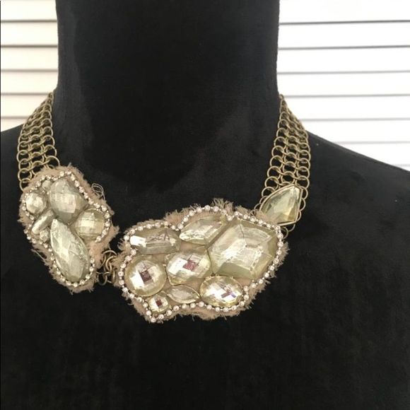 Stunning Accent necklace from Sam Edelman - Picture 1 of 4